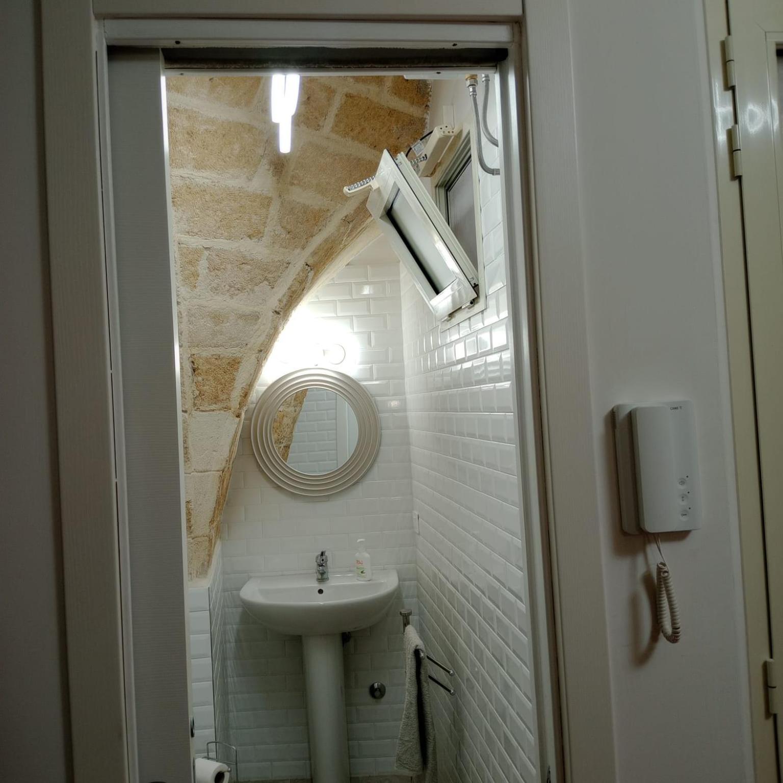 Casa Vacanza Nel Cuore Della Pietra Barletta Dış mekan fotoğraf