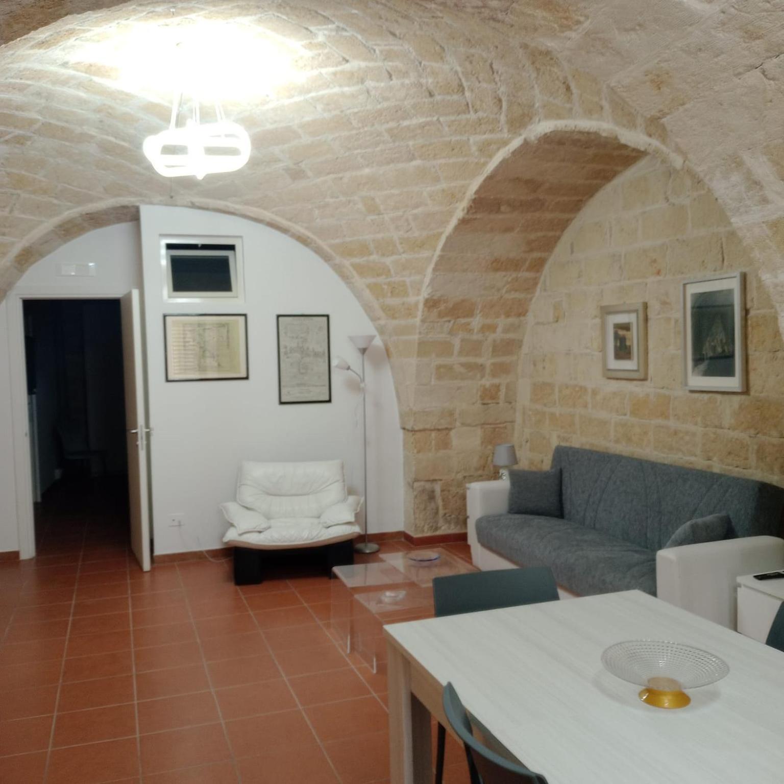 Casa Vacanza Nel Cuore Della Pietra Barletta Dış mekan fotoğraf
