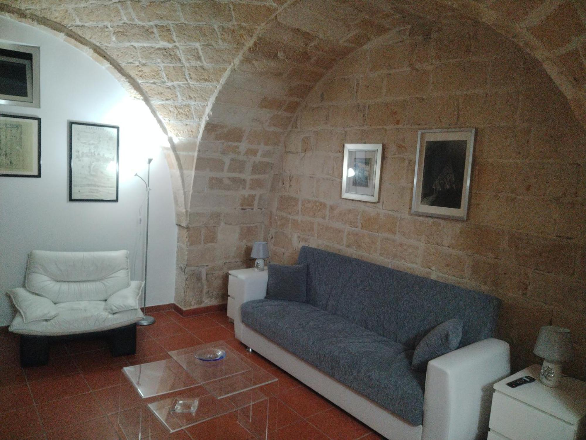 Casa Vacanza Nel Cuore Della Pietra Barletta Dış mekan fotoğraf