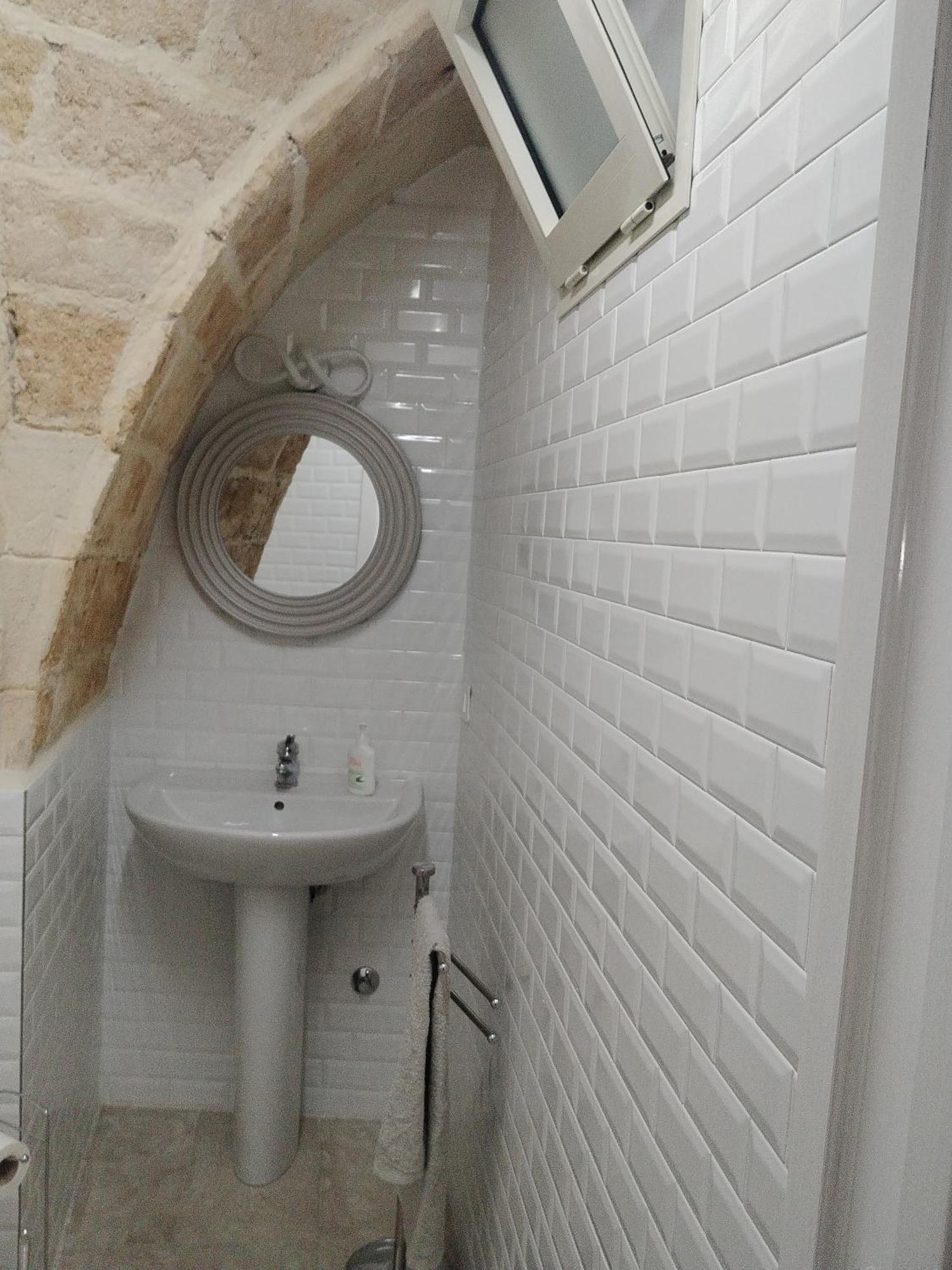 Casa Vacanza Nel Cuore Della Pietra Barletta Dış mekan fotoğraf