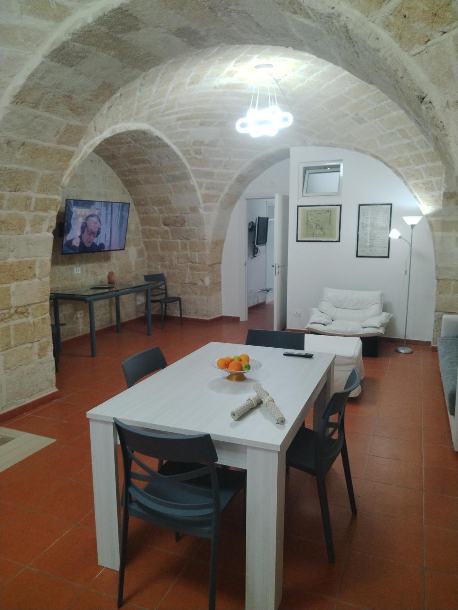 Casa Vacanza Nel Cuore Della Pietra Barletta Dış mekan fotoğraf